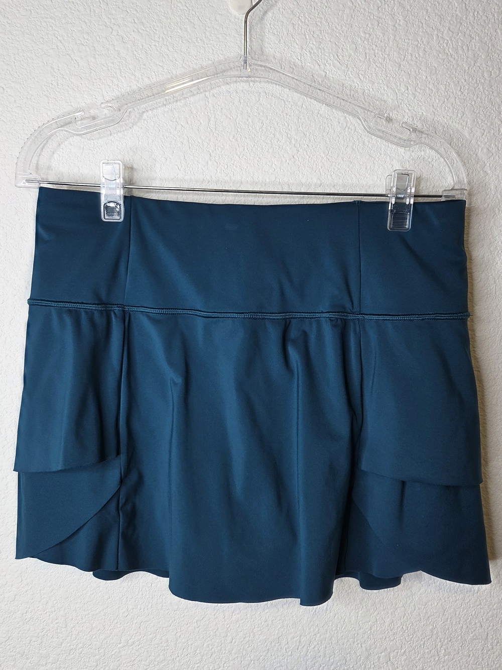 Athleta Momentum athletic skort Size Small, Teal